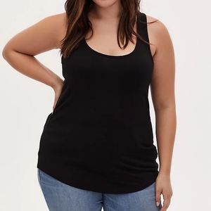Torrid Basic Scoop Neck Layering Tank Size 2 NWOT